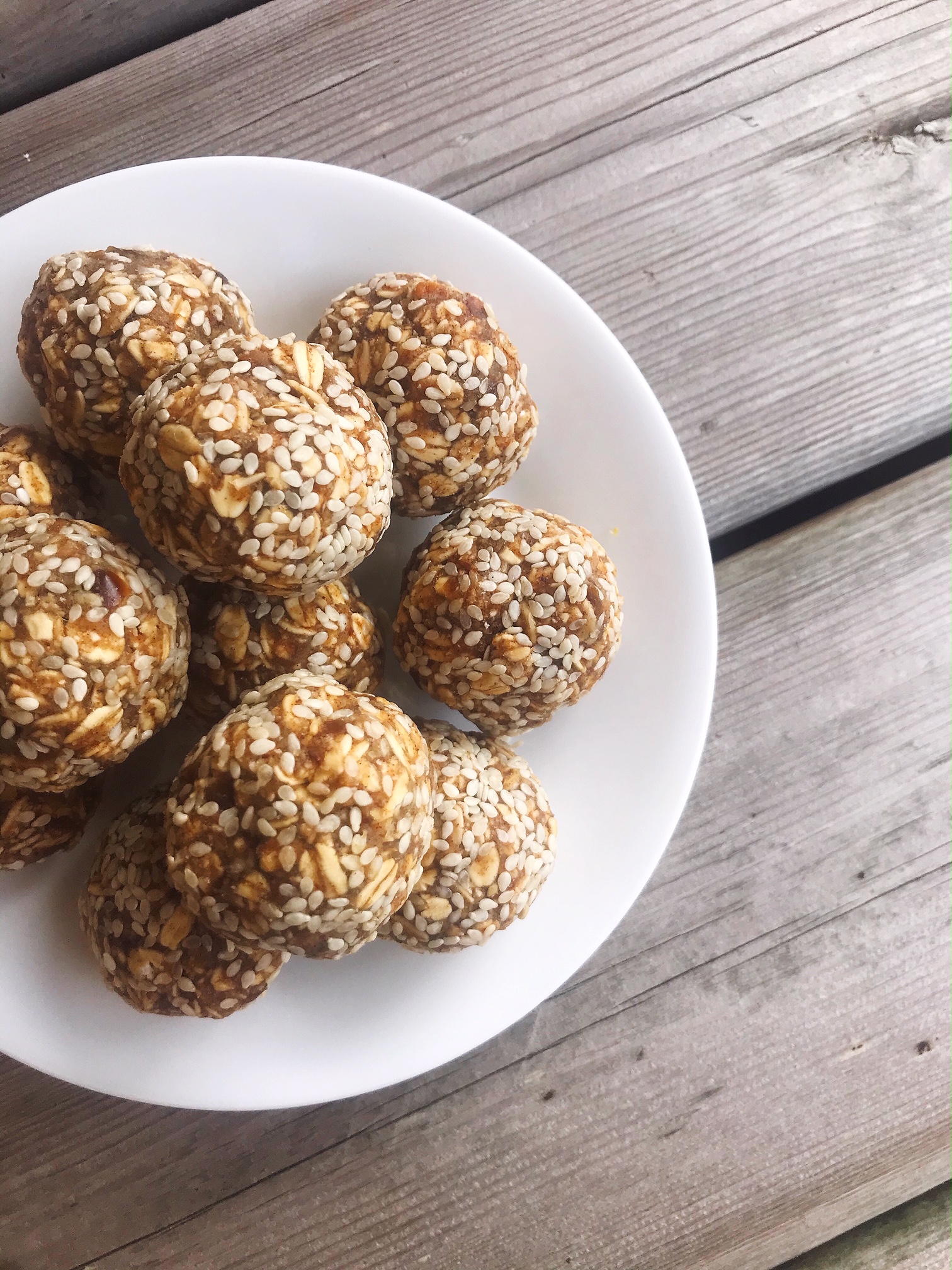 You are currently viewing TAHINI CARDAMOM ENERGY BALLS